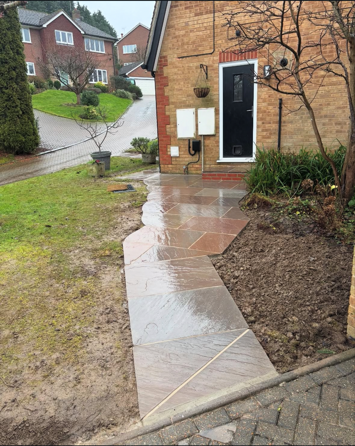 Autumn Blend Indian Sandstone paving walkway